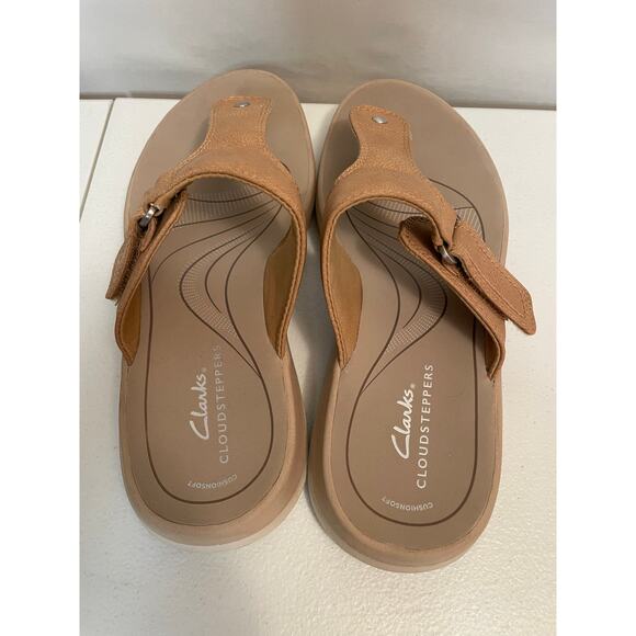 Clark’s women’s flip flop tan Cloud steppers size 7 latch hook closure - Picture 3 of 7